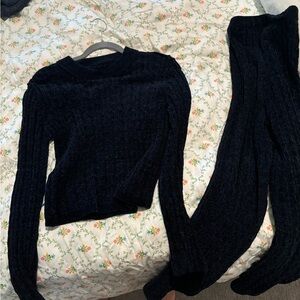 Something navy sweater set